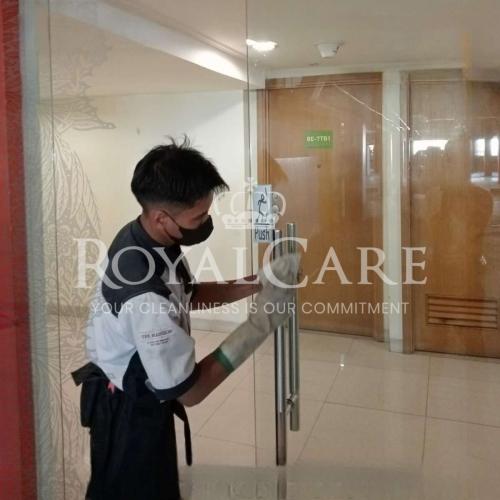 Picsart_23-05-13_14-14-45-437-Photoroom